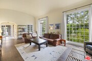 Photo - 11123 Kling St House