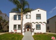 Photo - 614 N Genesee Ave