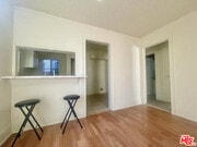 Photo - 711 W 54th St House