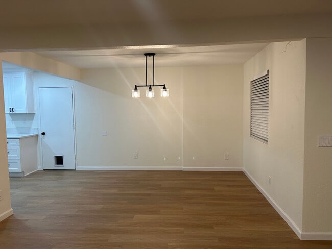 Photo - 2811 E 11th St