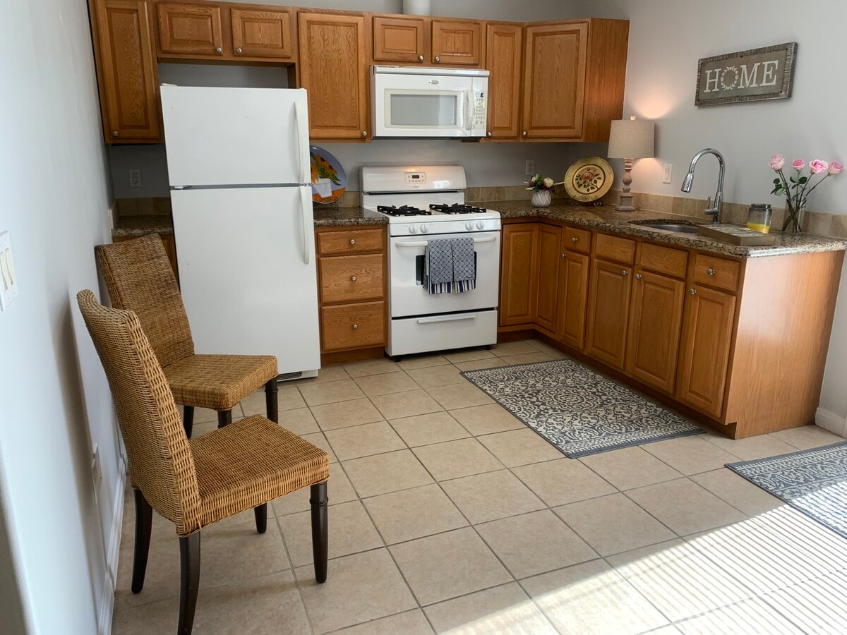 Photo - 20033 Parthenia St