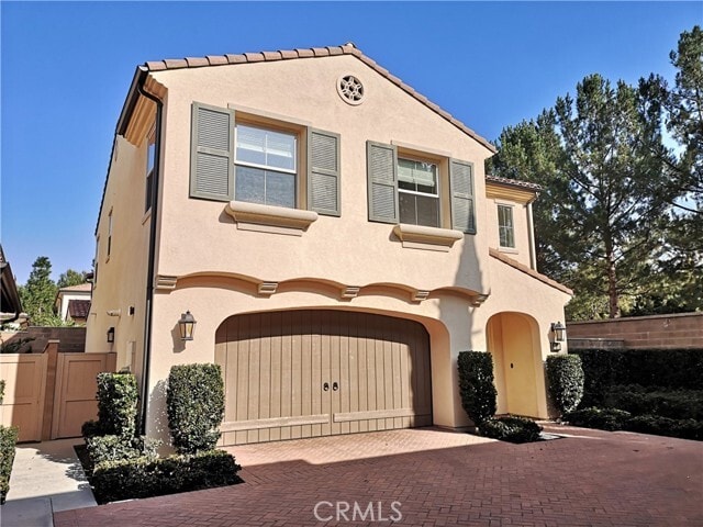 Photo - 27 Larkfield Condo