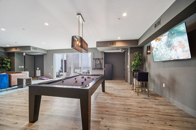 Photo - Destination NoHo