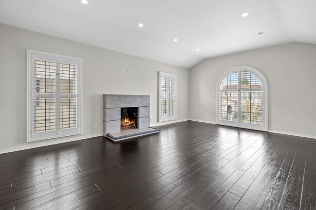 Living Room - 7930 W 4th St Unit 7930