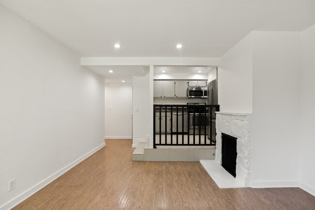 Photo - 9910 Robbins Dr Unit 9910.5