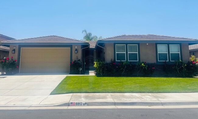 Photo - 6812 Kenton Pl House