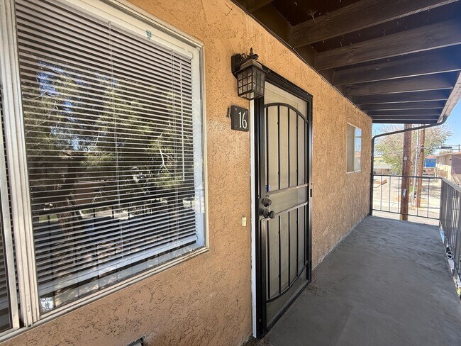 Photo - Palmdale Apartment 2 bedroom Unit 16