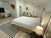 Photo - PRIVATE , FURNISHED Beverly Hills Studio Back House ! All utilities included