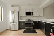 Photo - 2020 Delaware Ave Unit 7