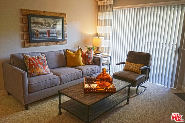 Photo - 151 E Holly St Unit 2-307