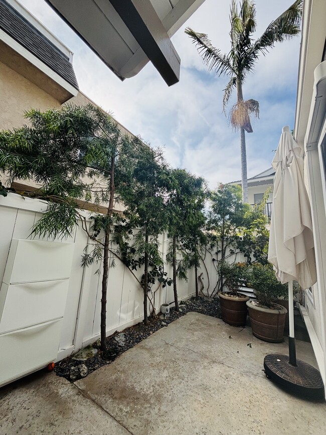 Photo - 413 14th St Unit B