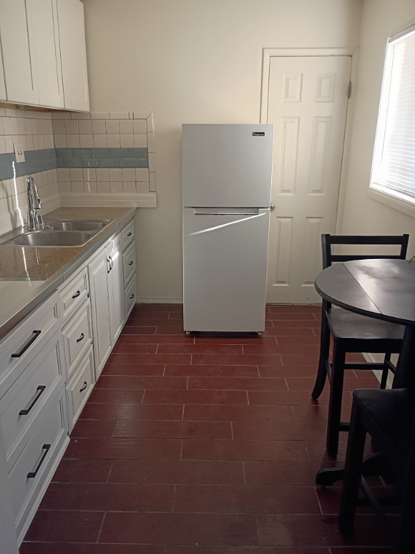 Photo - 1715 E 7th St