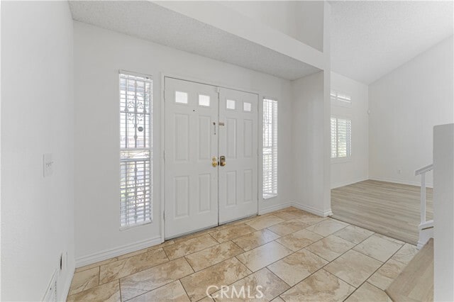 Photo - 12832 King Canyon Rd