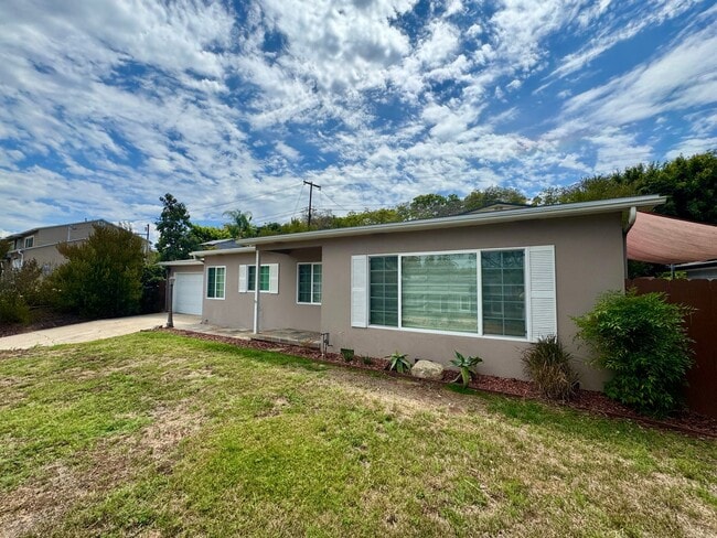Photo - 8829 Greenview Pl