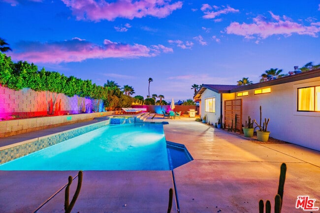 Photo - 1250 E Delgado Rd