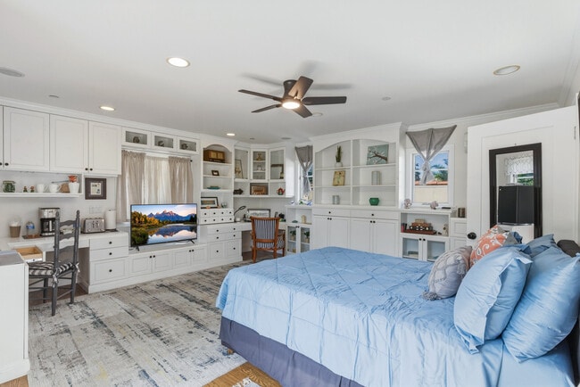 Photo - 4178 Ince Blvd Unit #B