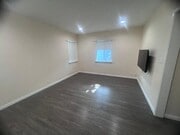 Photo - 1333 N Buena Vista St Unit D