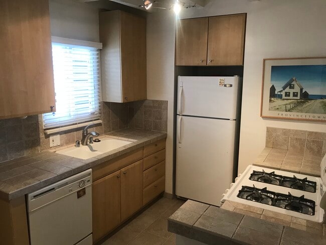 Photo - 516 N San Vicente Blvd Unit 5161/4