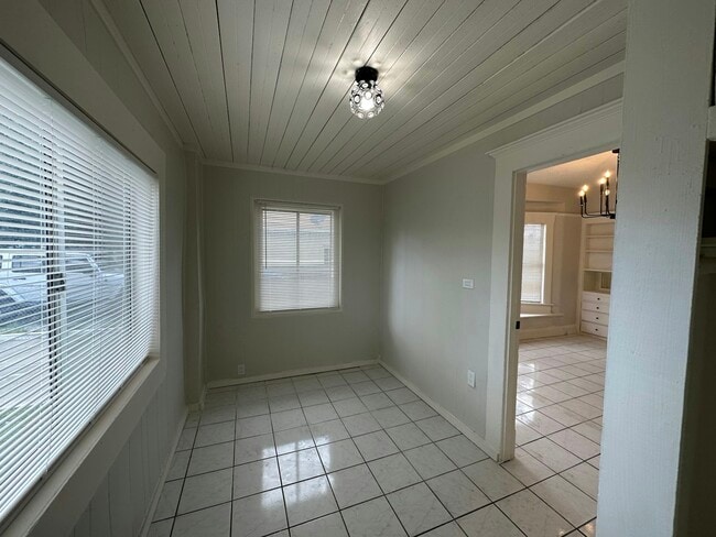 Photo - 3633 Kansas Ave Unit 3635