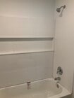 Tub/Shower Combo - 1487 Claremont Pl