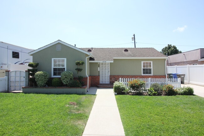 Photo - 2606 182nd St House