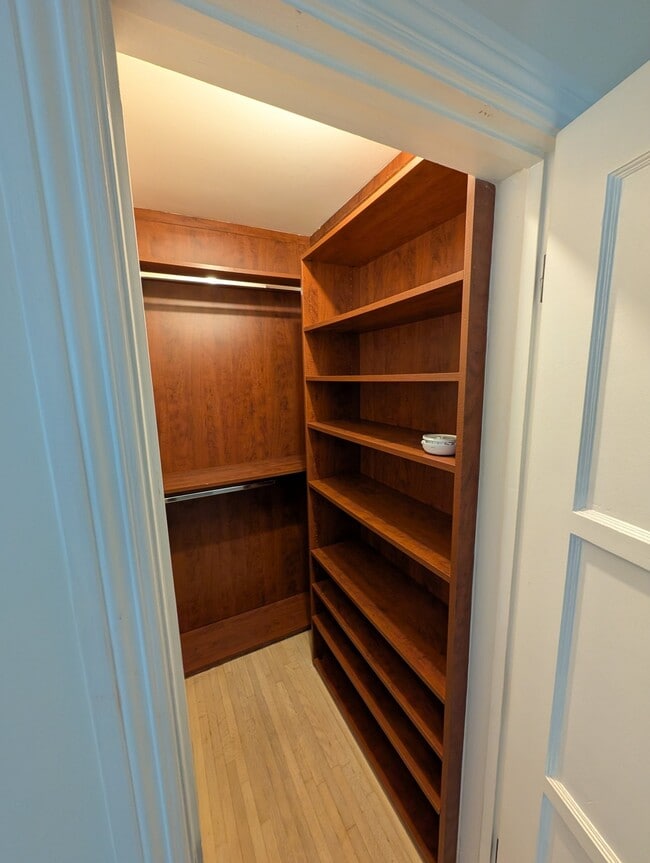 Photo - 1123 S Crescent Heights Blvd Unit Downstairs