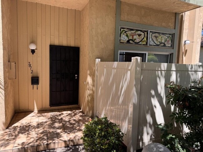 Building Photo - 7812 Hummingbird Ln Rental