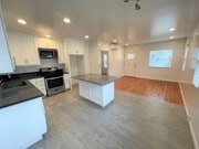 Photo - Remodeled Midtown Apartment w/Air Conditio... Unit 584 San Clemente