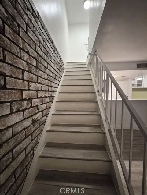 Photo - 1301 W 8th St