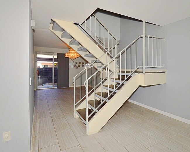 Photo - 2230 N Indian Canyon Dr