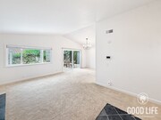 Photo - harming 2BR/2BA Townhome with Private Yard & 2-Car Garage in UTC