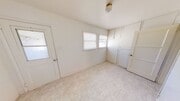 Photo - Looking for space, look no further!