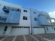 Photo - 14614 Vanowen St Townhome