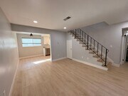 Photo - 1708 E Fairfield Ct Unit 2