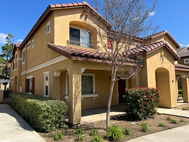 Photo - 25792 Iris Ave