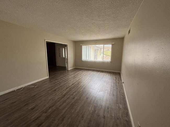 Photo - Corner lot La Mirada home!