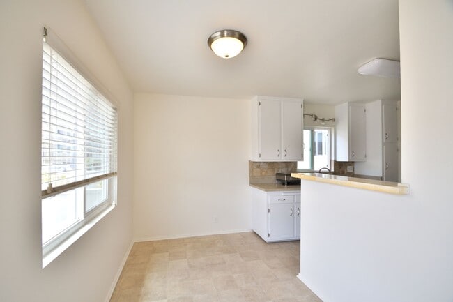 Photo - r246 Unit 246