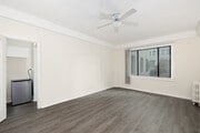 Studio - 450 SF - Living Space - Evanston Apartments