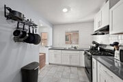 Photo - 2653 Newton Ave