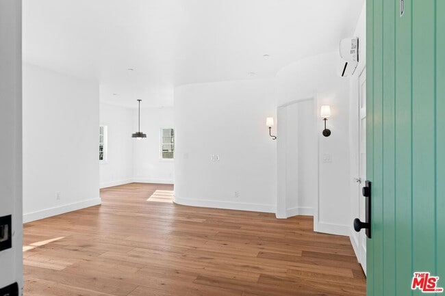 Photo - 1134 17th St Unit D