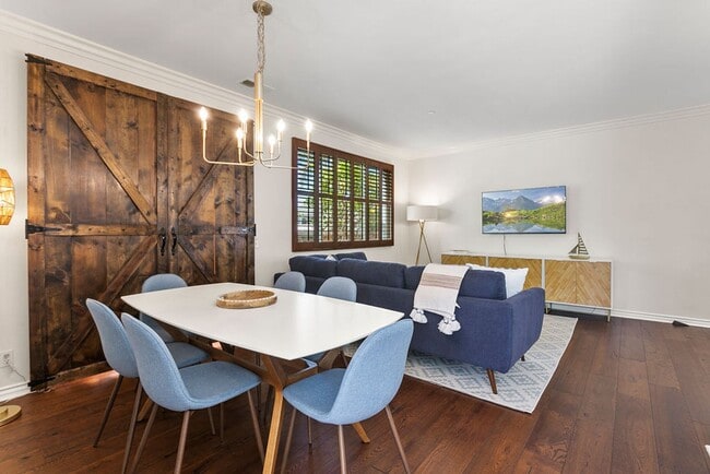 Photo - Exquisite beach home with Ocean and Harbor activities abound!