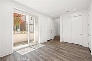 Photo - 609 S Lyon St Townhome