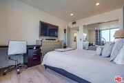 Photo - 7250 Franklin Ave Unit 802