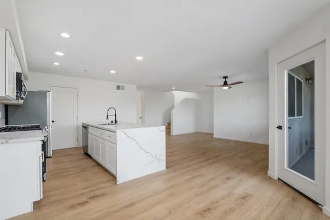 Photo - Hamilton Unit C