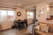 Photo - 1713 Wollacott St