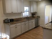 Photo - 20957 Community St