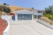 Photo - Refreshed 5-bedroom, 3-bathroom home locat...