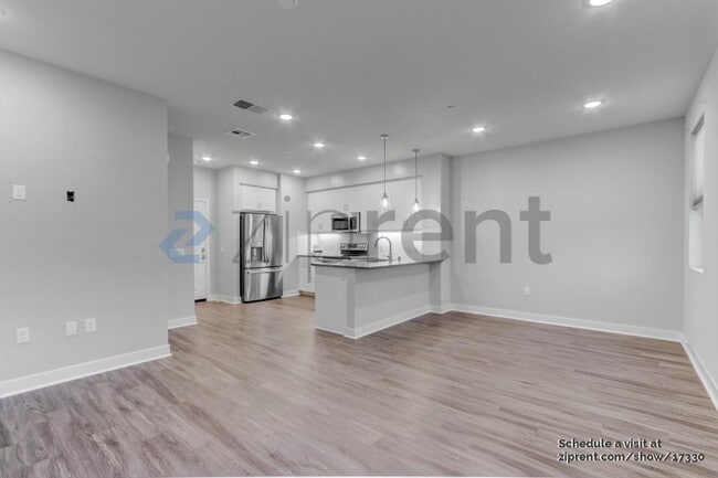 Photo - Unit 105