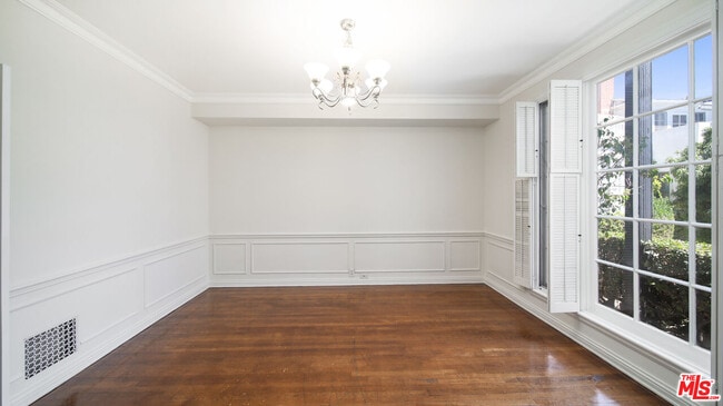 Photo - 1274 S Beverly Glen Blvd