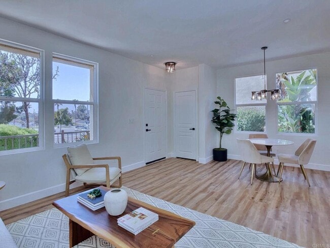 Photo - 4300 Newton Ave